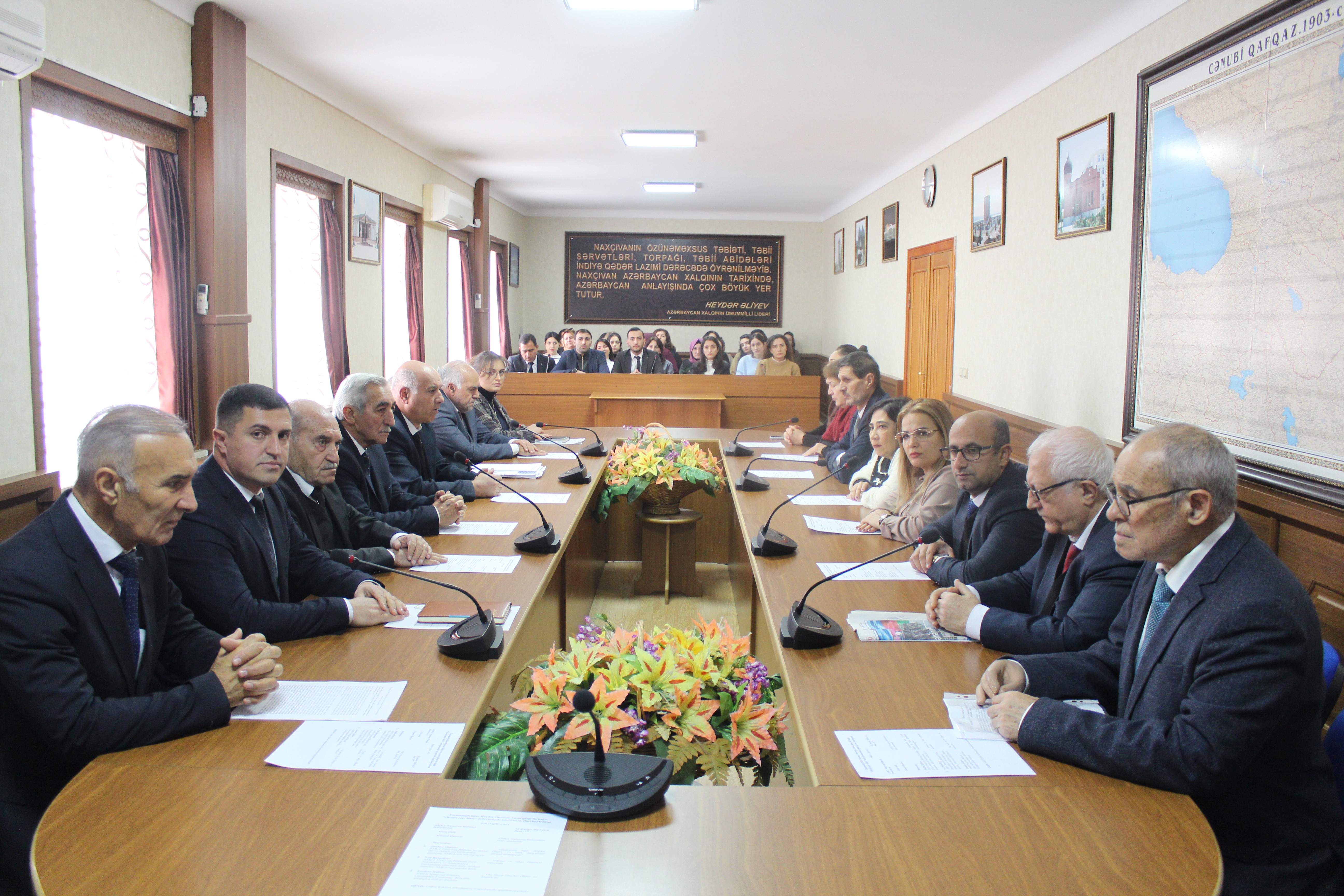 Ümummilli lider Heydər Əliyevin anım gününə həsr olunmuş elmi konfrans